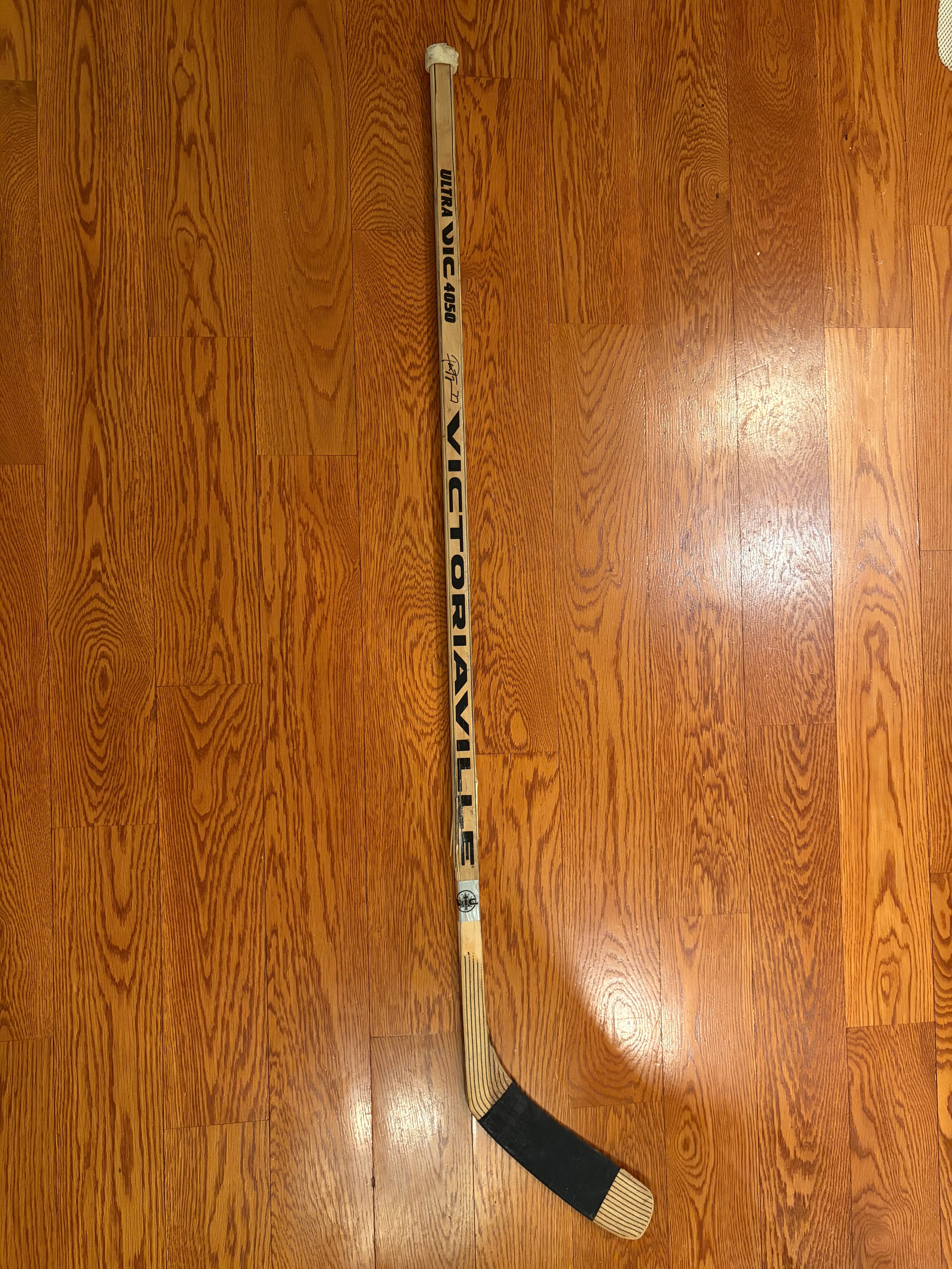 Pierre Turgeon Game used stick, signed and authenticated by him