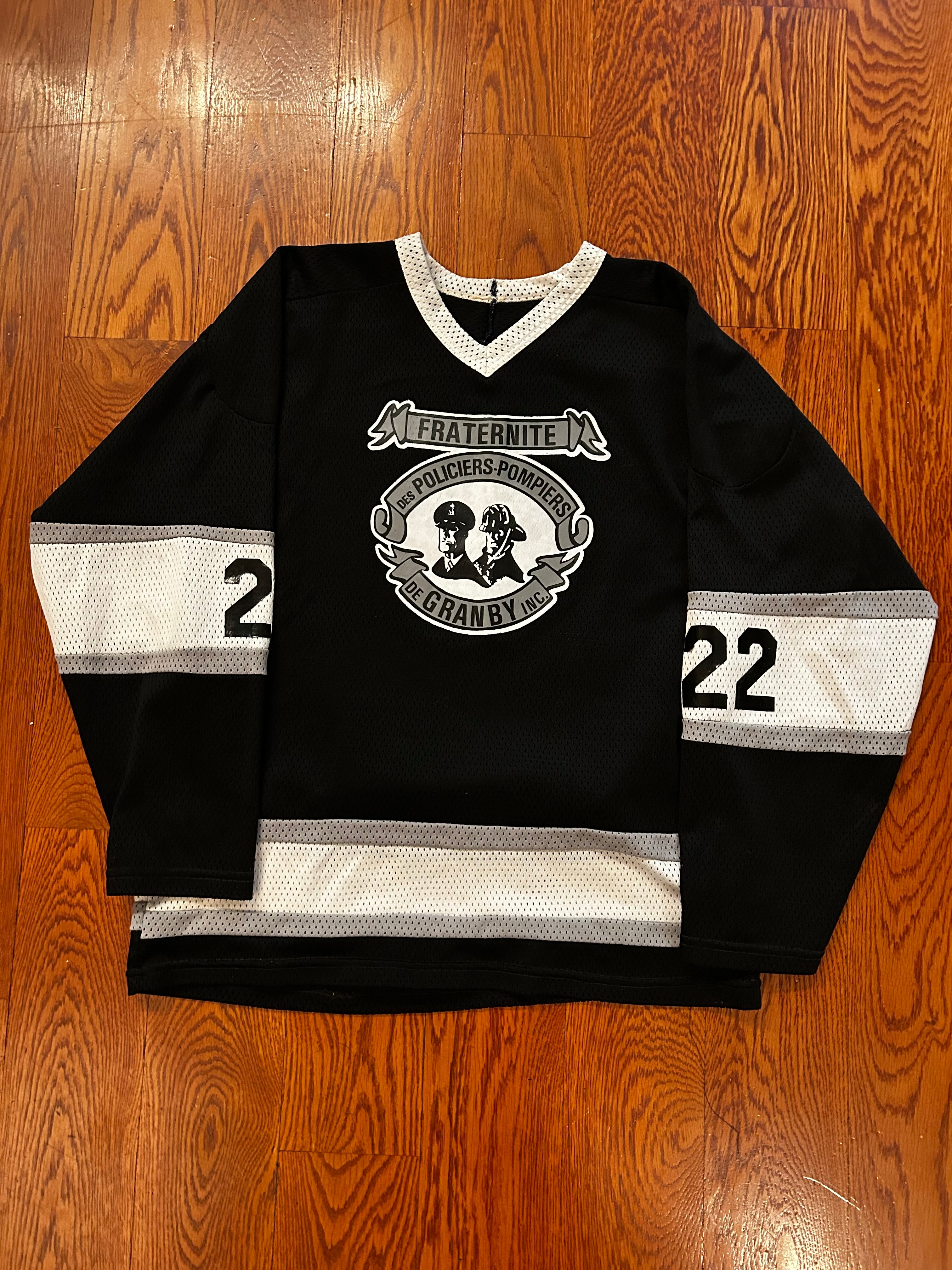 Mike, bossy worn children’s foundation jersey signed photo matched📸