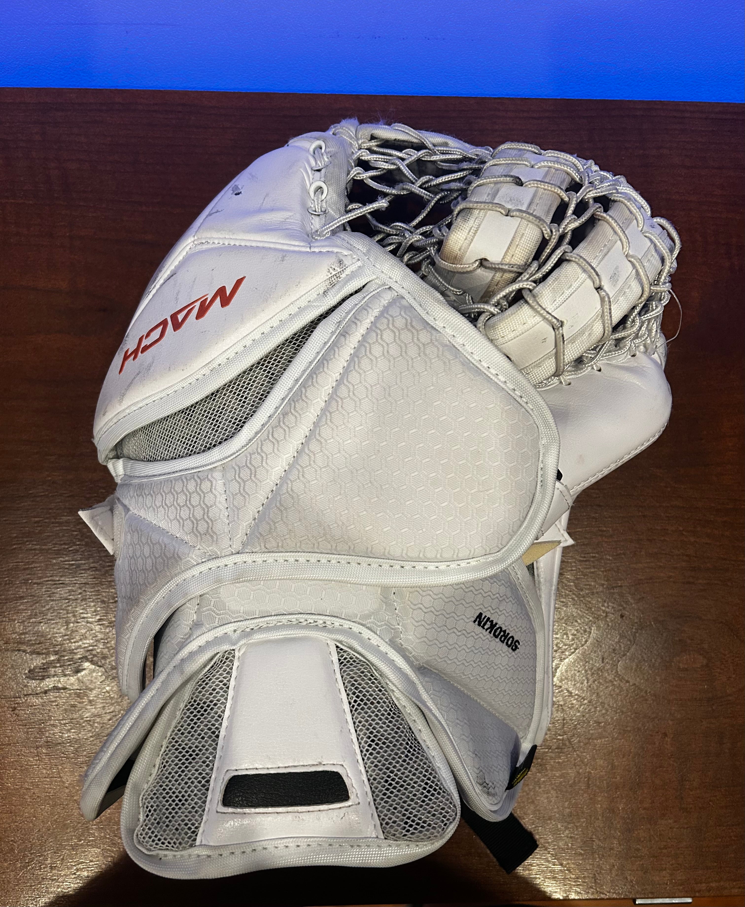 Ilya Sorokin game used goalie glove signed with LOA