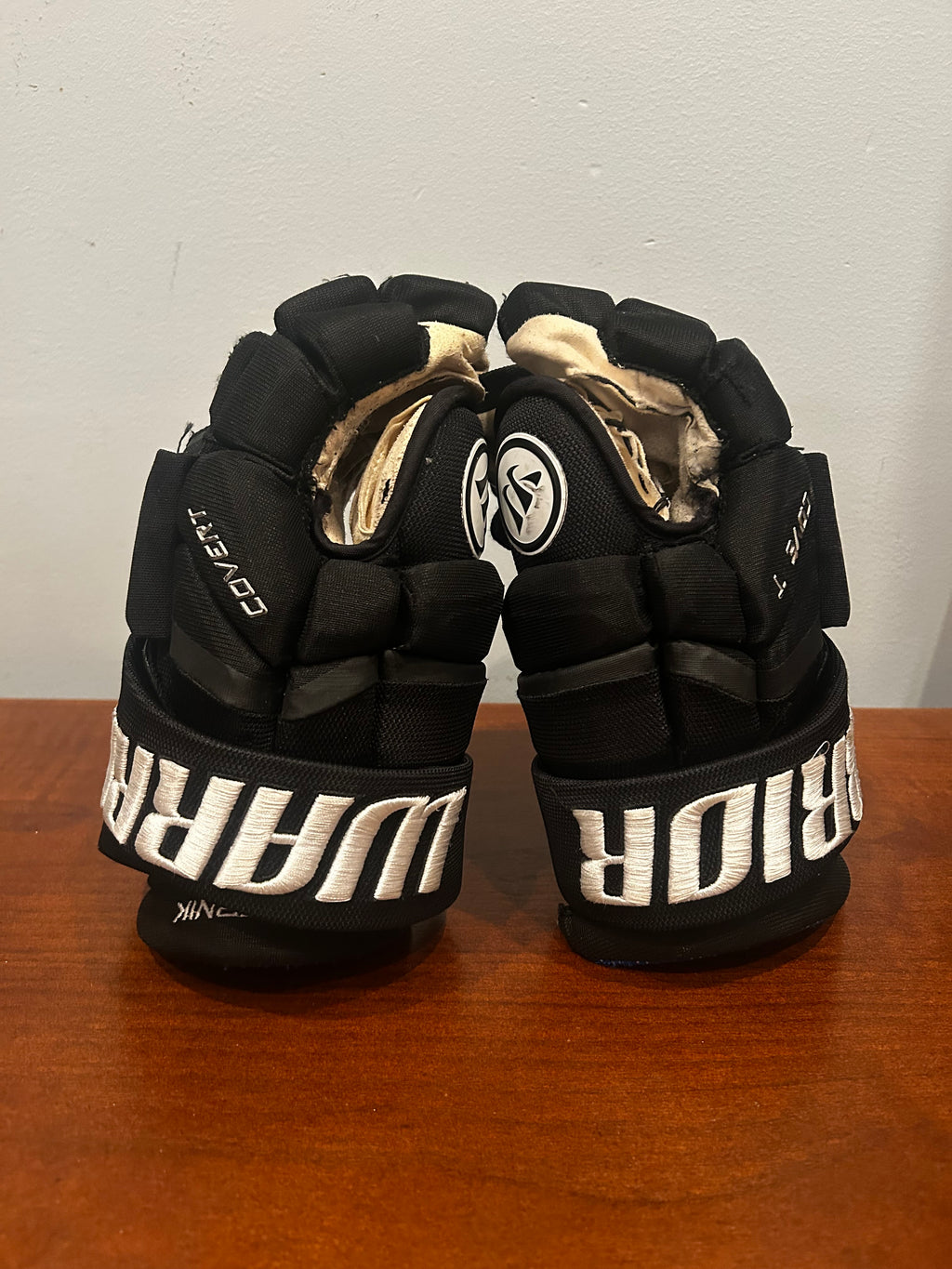 Austin Czarnik Game used Brooklyn gloves with LOA