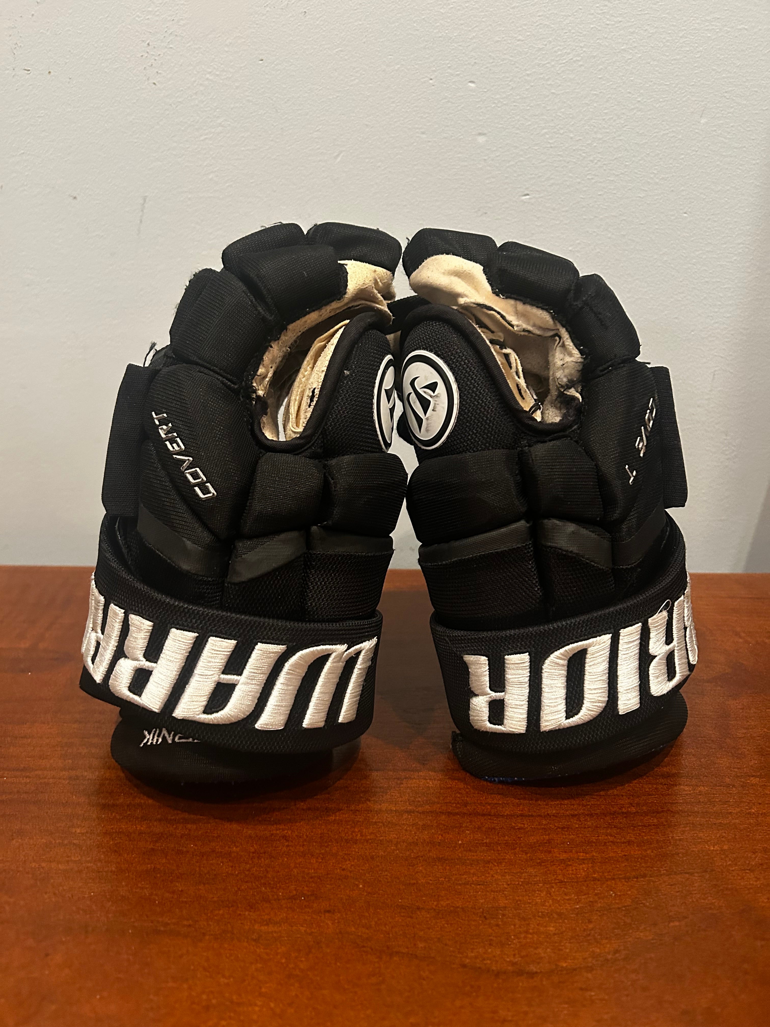 Austin Czarnik Game used Brooklyn gloves with LOA