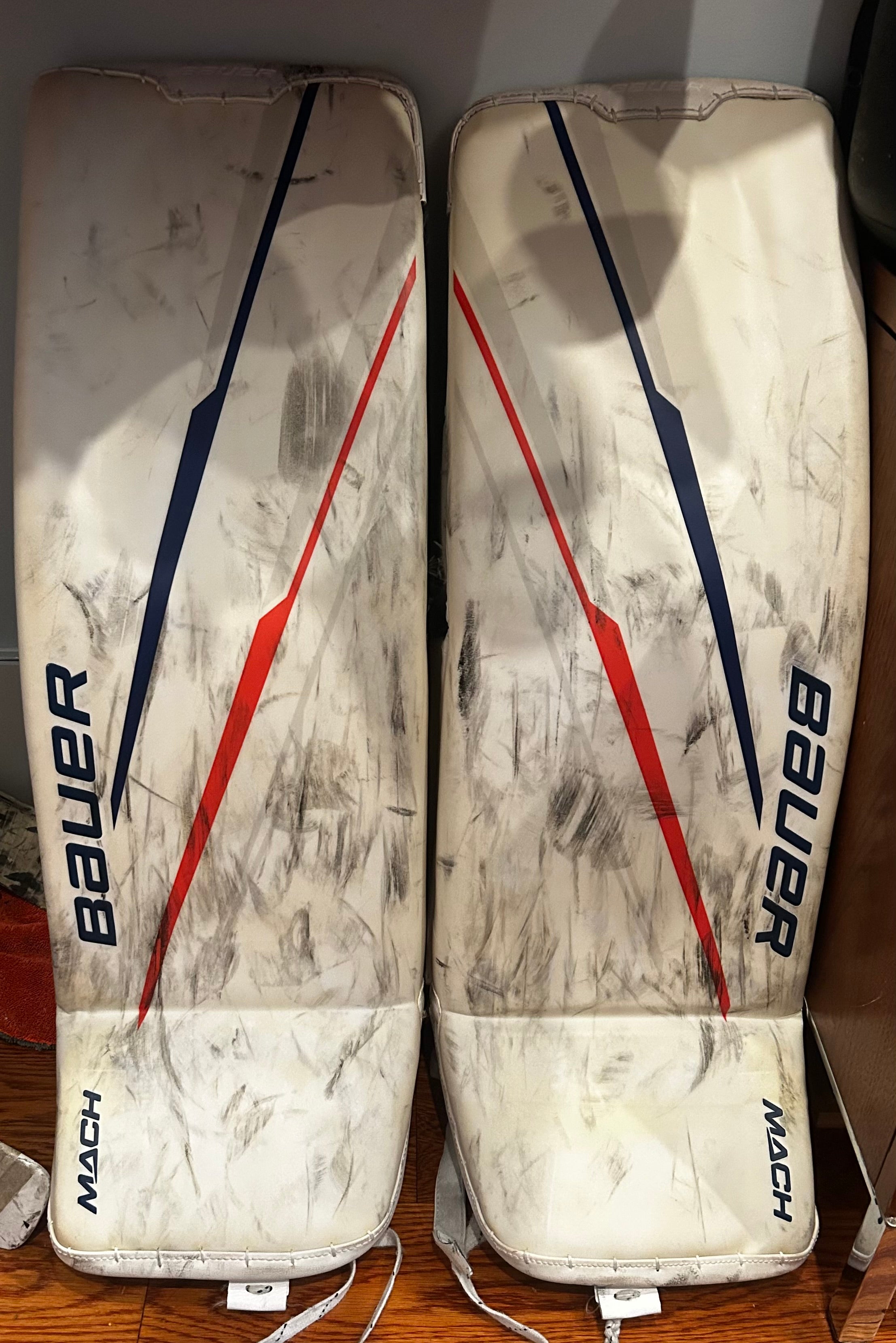 Ilya Sorokin game used pads photo matched📸 with LOA