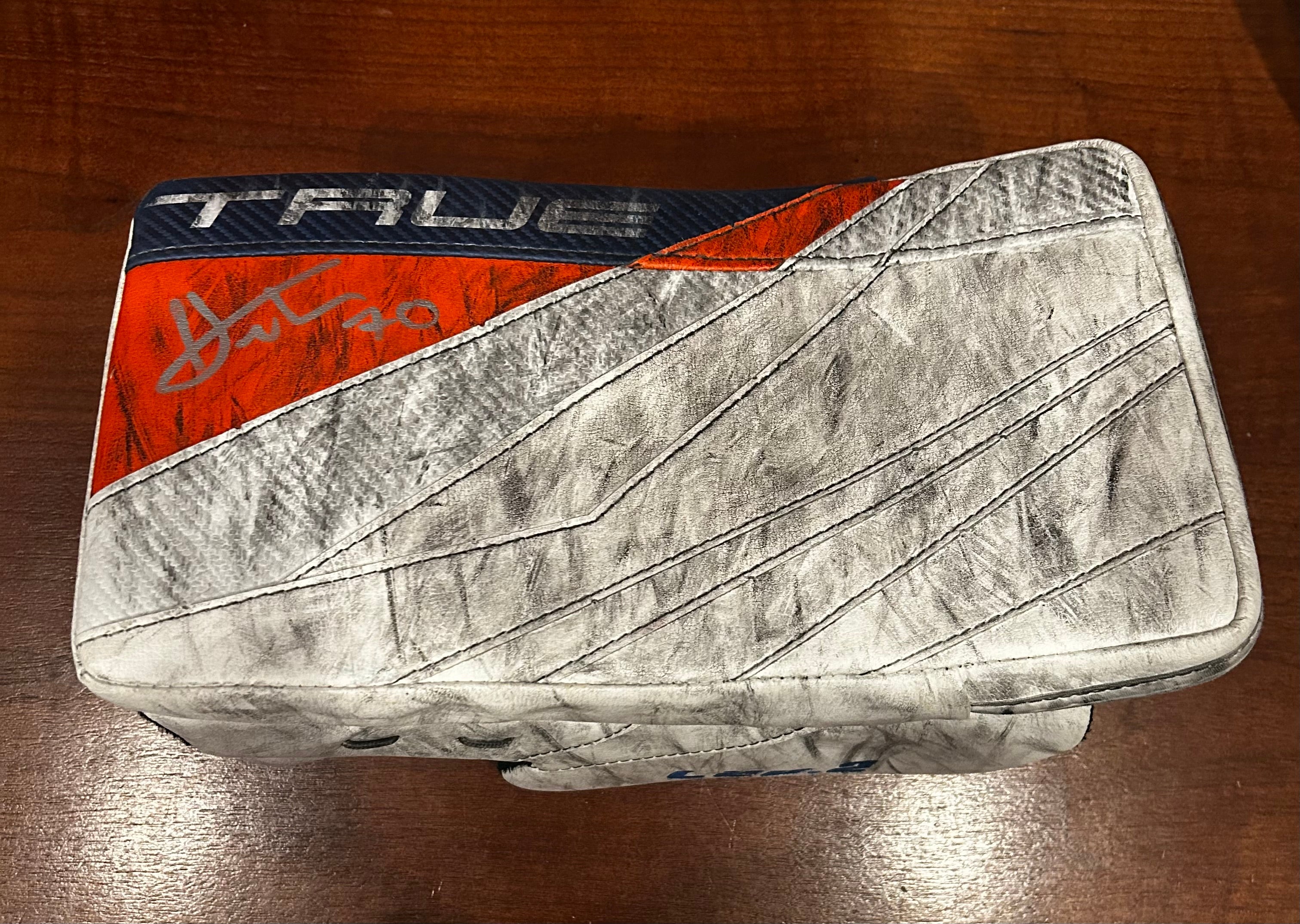 Henrik Tikkanen Game used blocker photo matched📸 Signed